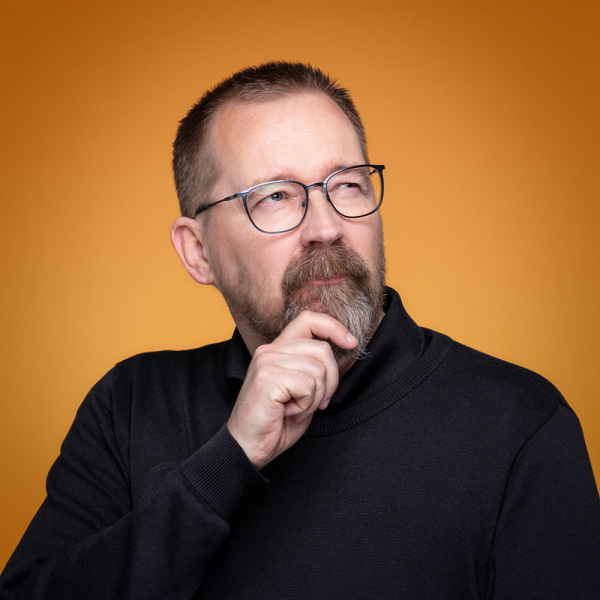 Erkki Oikarinen Erkki Oikarinen
